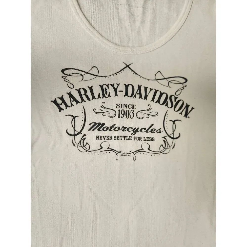 Harley-Davidson 2XL cream short sleeved t-shirt with Harley-Davidson on the fron